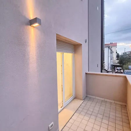 Blancohouse De Carolis - Rimini Tra Mare E Centro Apartment Exterior photo
